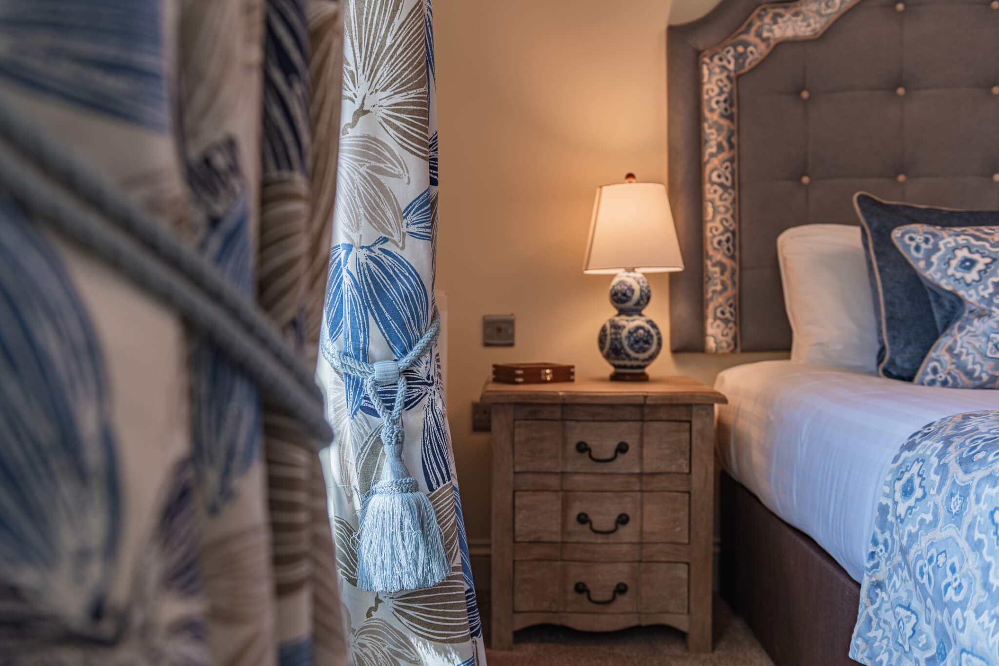 King William IV Hotel Classic Double Nightstand